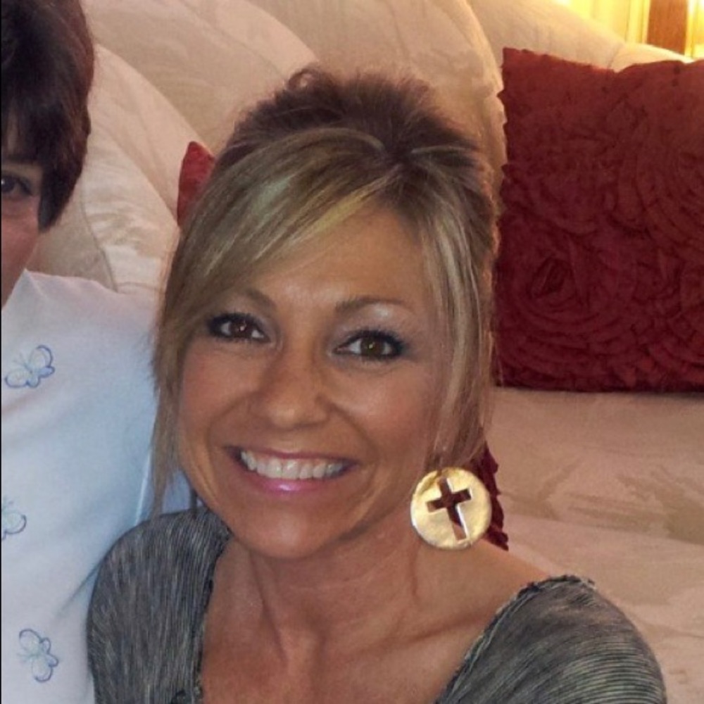 Meet your Posher, Annette